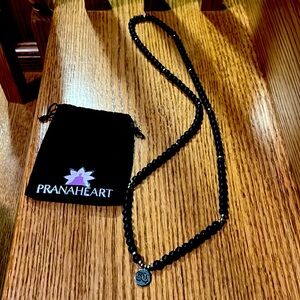 Black Pranaheart - Necklace